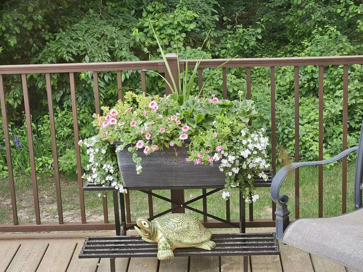 Zhongma 2-Tier Heavy Duty Metal Plant Stand, 45.7" Indoor & Outdoor Shelf